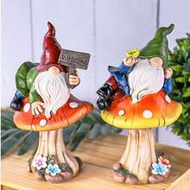Yard Gnome Statue Outdoor Decor - Cute Gnome Lying On Mushroom Welcome Sign, Suitable For Garden, Ya