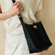 Love Sick 皮革水桶袋 - 中號  免運   換季 母親節