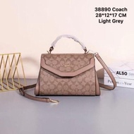 New Arrival
38890 Coach