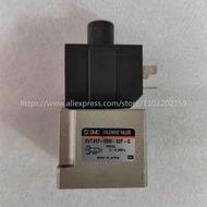 3-Port Solenoid Valve EVT317-5DO-02F-Q Direct Control Poppet Type VT317 Series Rubber Seal