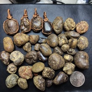 [39 Pieces Of Bulk] Natural Iron Ore Lao Cave 188g Body Stone With 4 Copper Wire Pendants Size 1-2.4