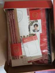WayV winwin 2019 back to school kit