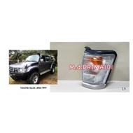 TOYOTA HILUX LN166 97 SIDE LAMP ANGLE LAMP SIGNAL LAMP
