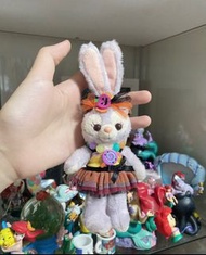 日本罕見絕版東京海洋迪士尼2017年萬聖節Halloween限定Stella Lou Stella StellaLou 星黛露公仔吊飾掛飾掛件企站姿kc。春季秋季坐姿。 Duffy Toni 達菲Du