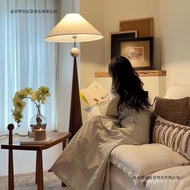 Light Retro Floor Lamp Modern Zen Art B & B Creative Designer Table Lamp Living Room Nordic B & B St