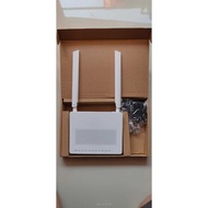 ONU EG8145V5 XPON NEW DUAL BAND (CAN EPON/ CAN GPON) COMPLETE ADAPTER AND BOX