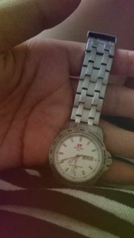 jam tangan cewek SWISS ARMY(ori)