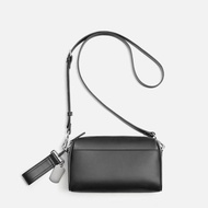 2025 ZARAˉ Home New Mens Bag Casual Simple Zipper Messenger Bag Fashion Versatile Postman Commuter S