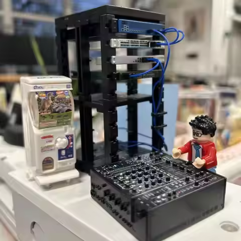 Official EPOCH Network Switch Server Gashapon Capsule 1/12 Scale IT Equipment Model Anime Geek Desk 