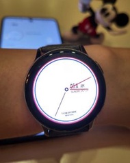 Thom Browne Samsung Galaxy Watch 手錶有可以直接回覆whats app功能
