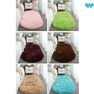 Oval Shape Plush Carpet Rug Furry Comfortable Super Soft Carpet for Office Dormitory Balcony