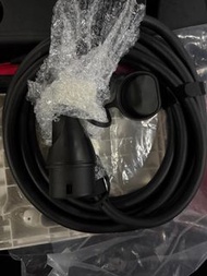 Tesla Type 2 轉接器 - 32A