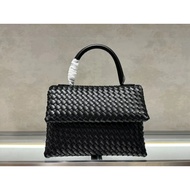 Bottega Veneta Ladies Cowhide Hand-woven Genuine Leather Fashion Flap Messenger Bag Portable Shoulde