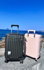 Crown 皇冠行李箱 灰黑色