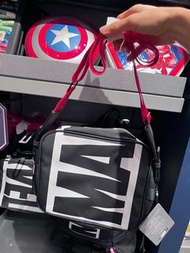 香港迪士尼代購Marvel斜孭袋