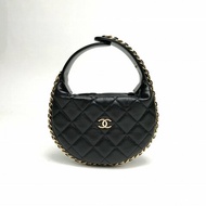 Chanel香奈兒 23C呼啦圈月牙包黑色羊皮革淺金扣皮穿鏈肩背包
