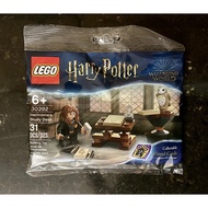 30392 Lego Harry Potter Hermione's Study Desk polybag - Assembly toy