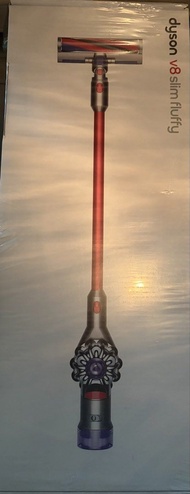 Dyson V8 Slim Fluffy Vacuum Cleaner
