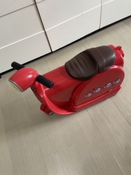 Skoot 電單車形行李喼