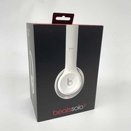 ◆beats solo2 Beats Solo 2 耳機 ◆白線折疊密封音響設備