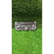 AUDI Q3 8U AIR COND SWITCH