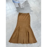 Yellow fishtail wool skirt