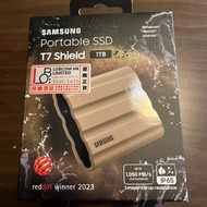 Samsung portable ssd T7 Shield 1 TB milk tea colour