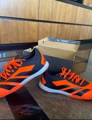 足球鞋 平底 predator 44