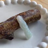 冰潤站姿芙蓉種 關聖帝君關公吊墜 | 天然緬甸玉A貨翡翠