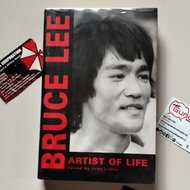 Martial Arts & Motivation Book Bruce Lee Artist Of Life Edited By John Little Tuttle Periplus Specia