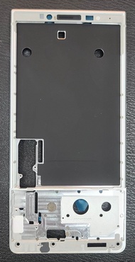 Khung viền benzen (ket) blackberry Keytwo/ Key2/ K2 silver zin new