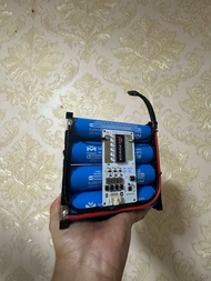 แบตเตอรี่ลิเธี่ยมฟอสเฟต LiFePo4 4S2P 12V 30a 32140cell