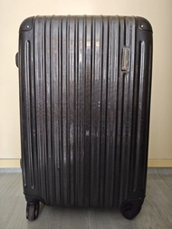 2 手 second hand。DUNLOP。Luggage。旅行喼。行李箱。26寸。連手柄、轆計大約 39/44 X27 X 高 59/67 cm。黑色 black。可以擴展大約3cm。TSA LOCK。表面膠貼部份破爛。手柄有爛。少量航空label漬。4轆有使用損耗。有花痕。布有膠水漬，輕微發黃。$200