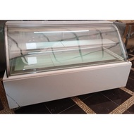 Showcase Cake merk Kingdom Counter Top Kue Roti Sokis
