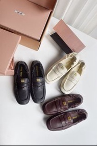 🌐預購優惠🌐$958🌐 MiuMiu Nappa Loafers 羊皮革樂福鞋