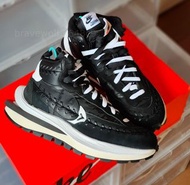 🔥Sacai x Jean Paul Gaultier x Nike VaporWaffle Mix LD 縫合高幫復古籃球鞋 紅白黑