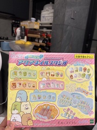 全新 角落生物指甲玩具