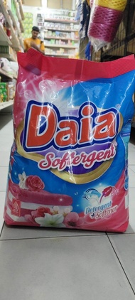 Daia Softergent Detergent + Softener 2.1kg
