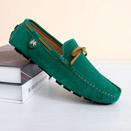 Giày lười Penny Loafer nữ có dây xích vàng trang trí - Mặt trên bằng da PU mềm, đế cao su có đệm - T