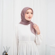 PREMIUM OLD SCHOOL PARIS SQUARE HIJAB/ SQUARE HIJAB/ - GODIVA96 MEDAN