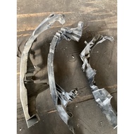 🔥USED JAPAN🔥 BMW E90 HEAD LAMP LOWER BRACKET