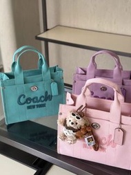 COACH CARGO托特包25cm 顏色：粉紅色/白色/藍色