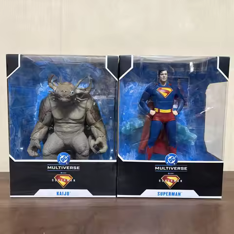 McFarlane Toys Superman/KAJU 30cm Scale PVC Statue Superman Movie