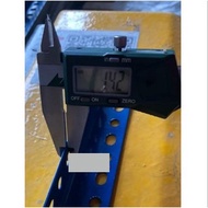 3kaki panjang DIY rack SLOTTED ANGLE BAR MULTIPURPOSE BRACKET / BESI ANGLE RAK BERLUBANG 3ft length 