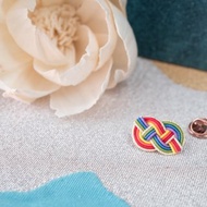 【彩虹】Rainbow彩虹擁抱結 金質別針徽章
