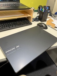 ASUS Vivobook 15 / 15.6 /