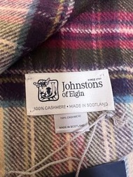 Johnstons of Elgin 100% cashmere / made in Scotland