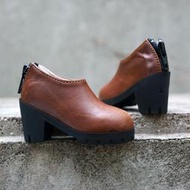 【可汀★Smart Doll】素面踝靴 Pointed Ankle Boots (Brown) ★原廠代理實體店★