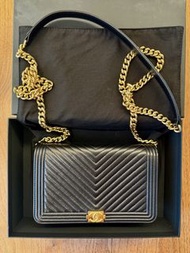 Chanel Boy Classic V Pattern Wallet On Chain AP2205 (Chanel WOC Hermes Prada Miu miu Dior Rimowa)