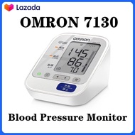 ครื่องวัดความดัน OMRON รุ่น HEM-7130 ที่รัดแขนแบบใหม่ วัดแม่นยำกว่ารุ่นเก่า Blood Pressure Monitor ***แถม ADAPTER ***ฟรีถุงเก็บ